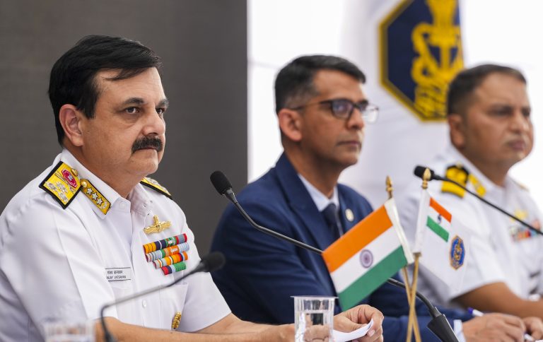 CXAnosM2-breaking_news-1-768x484