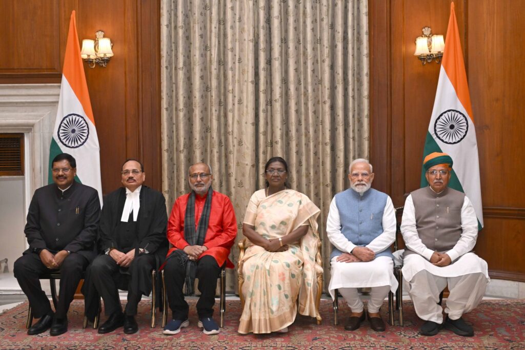 Justice-Surya-Kant-sworn-in-as-the-CJI-1536x1024