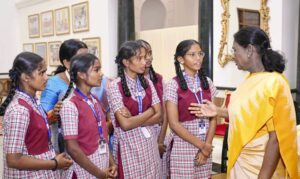 KFImx8eF-breaking_news-768x457