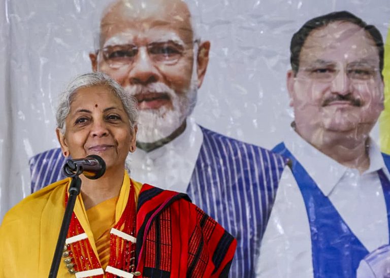 QFlEwpu9-breaking_news-768x548