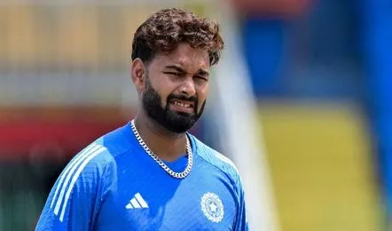 Rishabh-Pant_V_jpg-442x260-4g