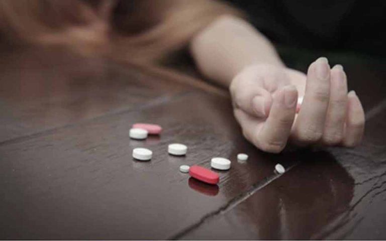 SuicideShutterStock_vb_37-768x480