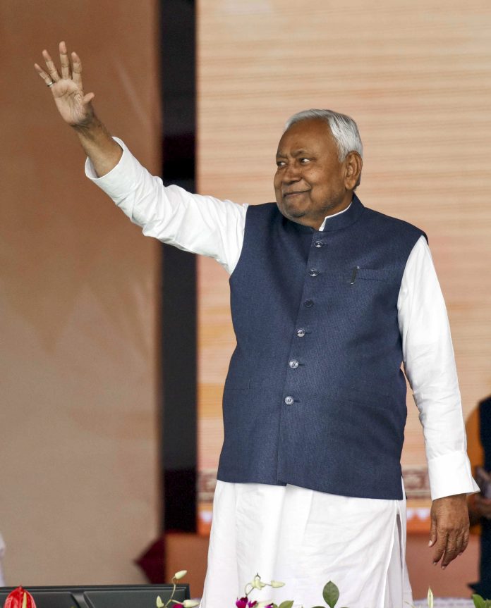 breaking_news-1-696x863