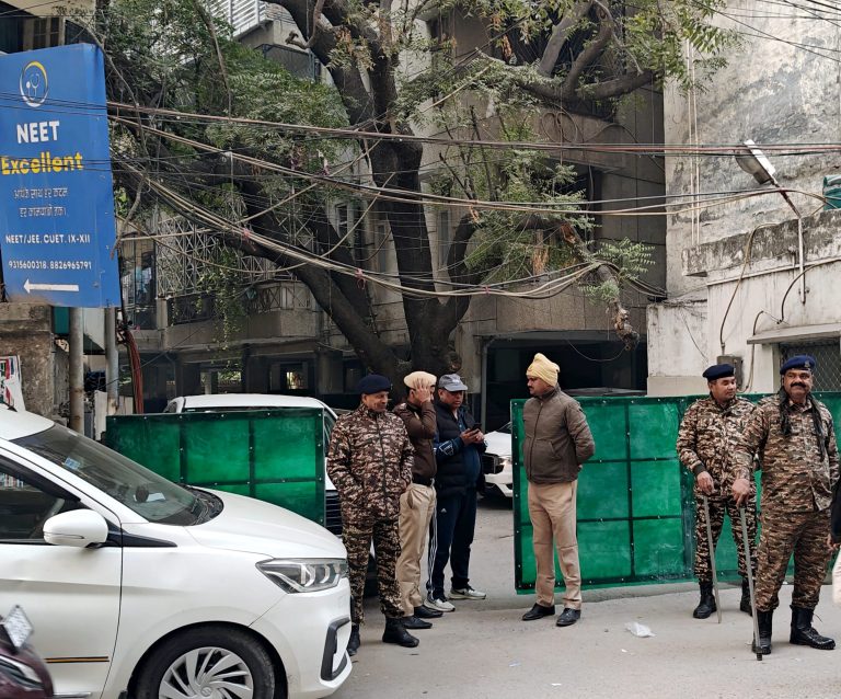 breaking_news-1-768x638