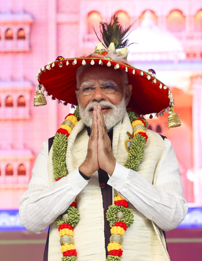 breaking_news-696x899