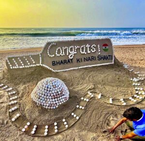 breaking_news-768x745