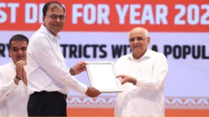 district-collector-honored