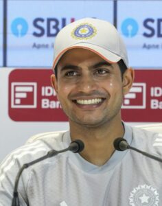 tTMfljjN-breaking_news-696x886