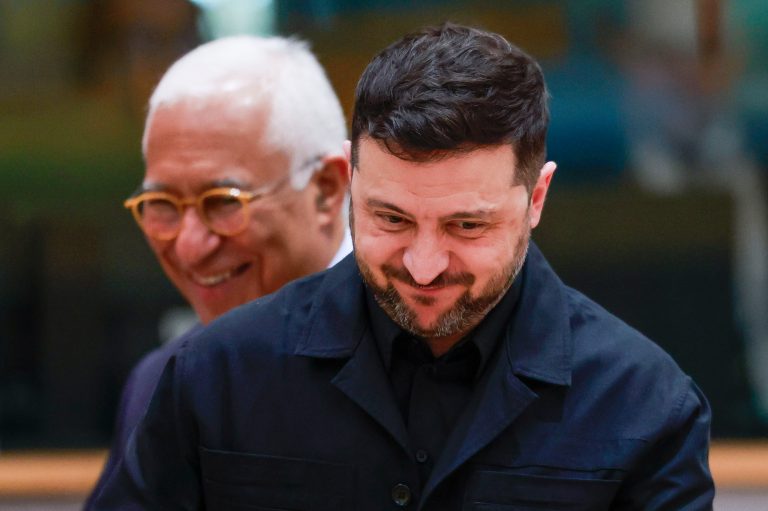 5a4R2CaO-breaking_news-768x511