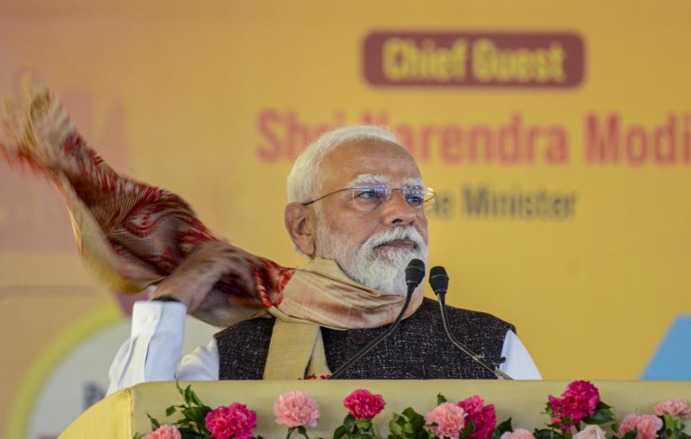 8yzvbukm-breaking_news-768x488