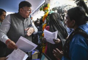 AHta3gI8-breaking_news-768x525