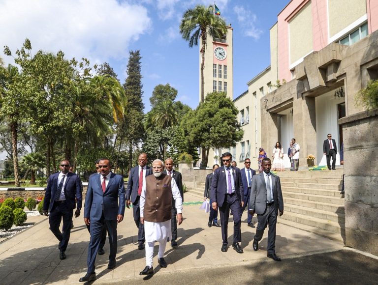 ANLx9t3r-breaking_news-768x580