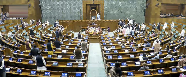 PZBh9PEO-breaking_news-768x321