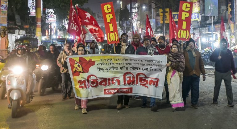 SlDvryxx-breaking_news-768x419