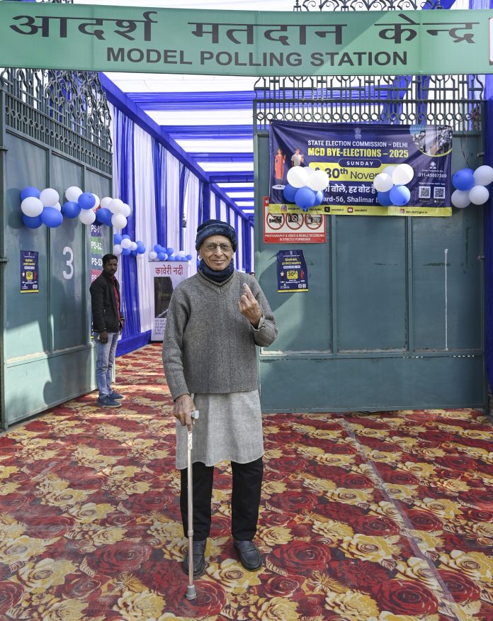 YUf6e3gi-breaking_news-1-696x876