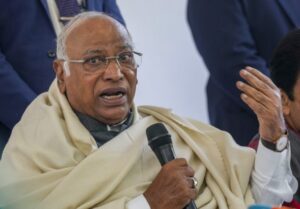 aQLKLxuo-breaking_news-768x535