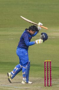 breaking_news-696x1049