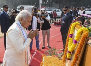 fTyTJLg5-breaking_news-768x556