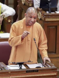 gLRJUBZY-breaking_news-696x917