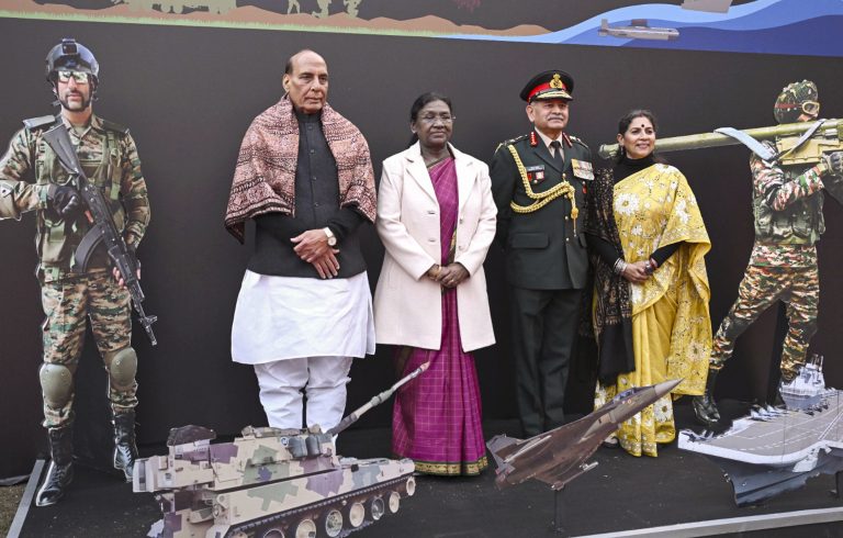 ht46uUCk-breaking_news-768x490