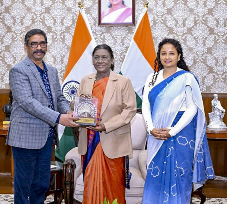 lMpQxG8K-breaking_news-768x692