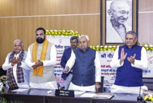 mr6G7AQV-breaking_news-1-768x517