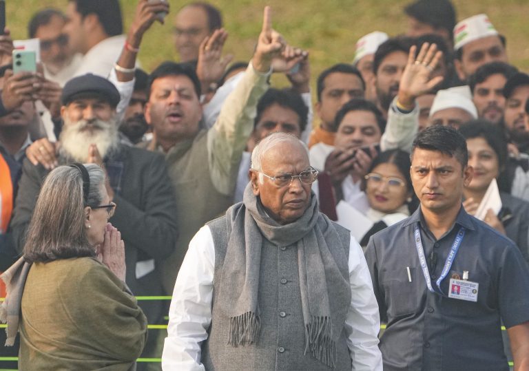 ueBP60Dx-breaking_news-768x539