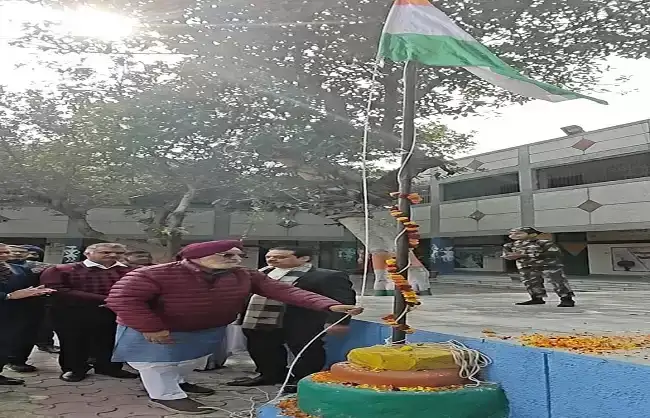 0375c403477055b479c5b2fa0f9d30ad