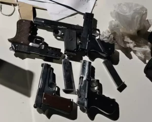 39b075dc1941eef9f8a95a9762f59973