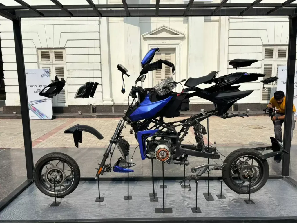 709d8cc9e97c29eea31f67bed3a861fc