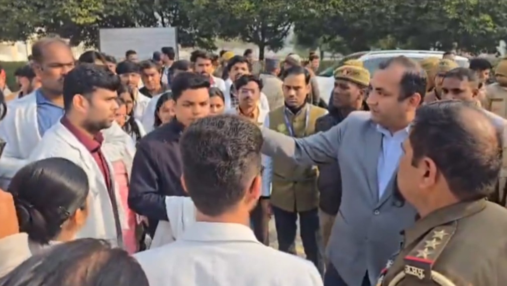 e11385c13a40df2d56f544b9ce2d4ba9_1017911857