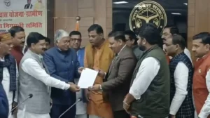 3e97e4b4d8194a3ca78720d74fb65917