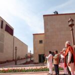 ‘सेवा तीर्थ’ से पीएम मोदी के पहले फैसले, महिलाओं, युवाओं और किसानों से जुड़ी योजनाओं को दी मंजूरी