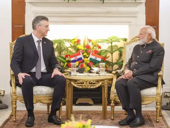 7c2a6416845c7b5413273bbf52752ce2