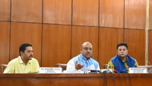 6499a61220f8fa1bdbe1fe8631a0ec69