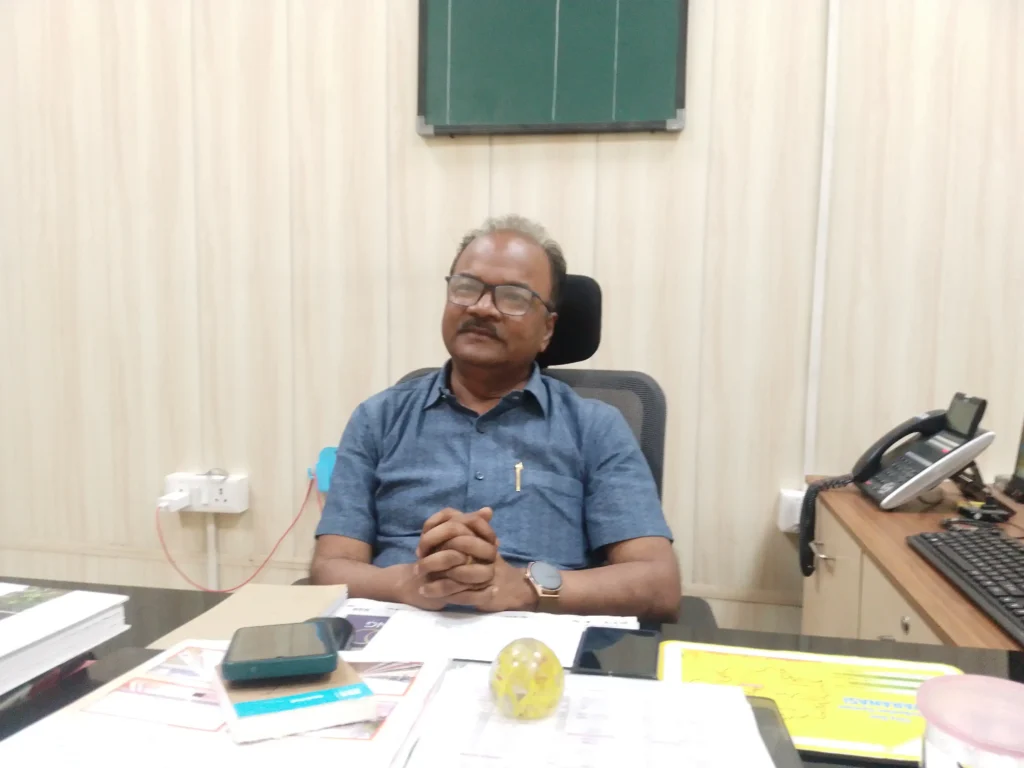 8f397d5e0cc67f7e6703c05c01d7a912