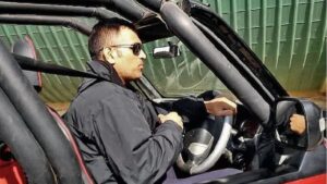 MS-Dhoni-car-fined-in-Ranchi-for-overspeeding-traffic-challan-issued