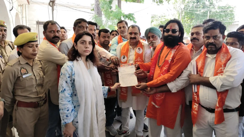 fb14ac070a1a4a3205f0183b73dda251