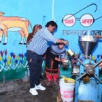 गोबरधन योजना: बायोगैस संयंत्रों ने बदली यूपी के गांवों की तस्वीर, स्वच्छता के साथ आय और रोजगार में बढ़ोतरी