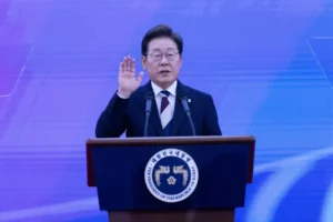 2025-06-04T040740Z_489811830_RC2EVEAF5GBW_RTRMADP_3_SOUTHKOREA-ELECTION-INAUGURATION-1749012578