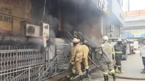 3e6b641a90bad2a171bdeb8c3319cb92