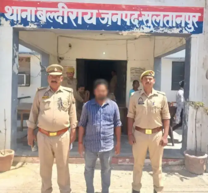 4a97ac4503b5455d8d3c61a8b546fcbc