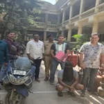 गैस सिलेंडर चोरी करने वाले गिरोह के तीन आरोपी गिरफ्तार, 45 सिलेंडर और 3 बाइक बरामद