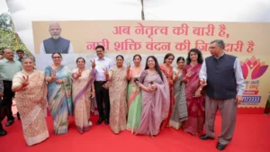 CM-Rekha-Gupta-Joins-DU-Signature-Drive-Calls-for-Greater-Role-of-Women-in-Decision-Making-1-1024x576