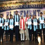 माता-पिता के संस्कार और गुरूओं से प्राप्त ज्ञान के प्रति सदैव रहें कृतज्ञ : राज्यपाल