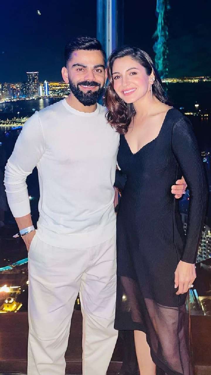 anushka-sharma-with-virat-1672563851