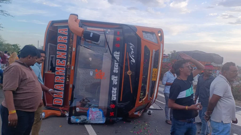 byavara-ka-pasa-bsa-hathasa-3ka-mata-26-ghayal_f4b3d3d89000808b78647dbcced4b312