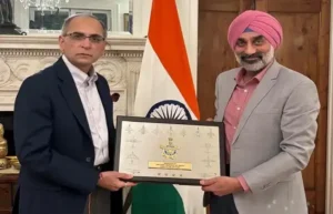 d28c19dfd3e493e8a2a1c1f78607ccf8