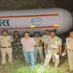 बिहार में अवैध गैस रिफिलिंग के बड़े गिरोह का भंडाफोड़, एलपीजी गैस से भरा कंटेनर और 54 गैस सिलेंडर बरामद
