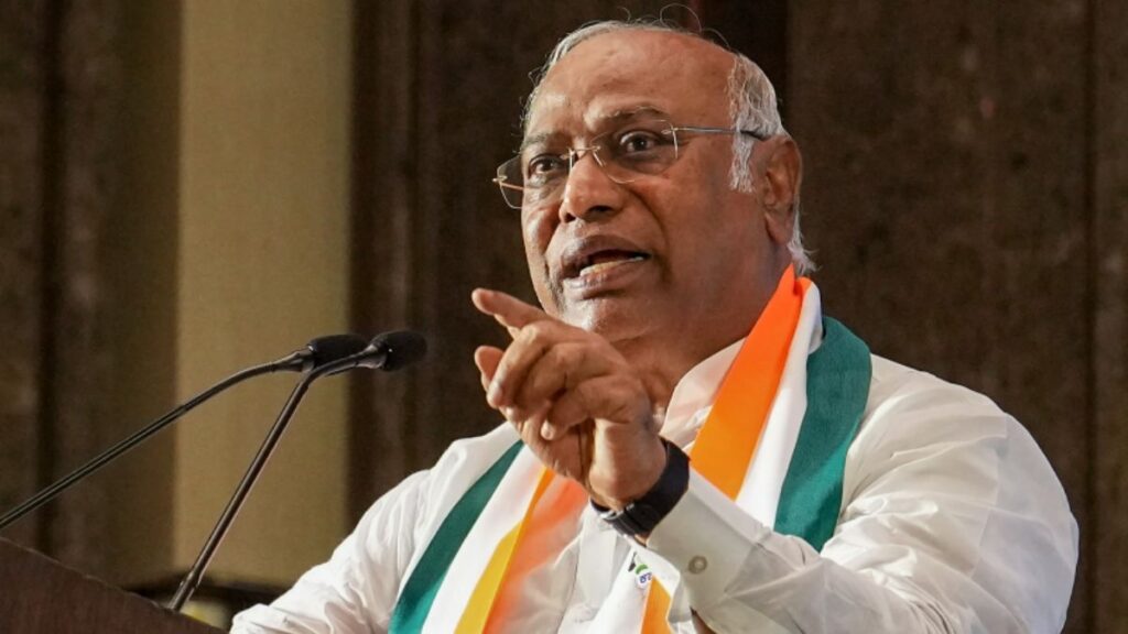 2026_5image_13_02_274282967khargecongress